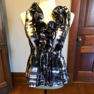 A Byer ruffle sleeveless top, great condition